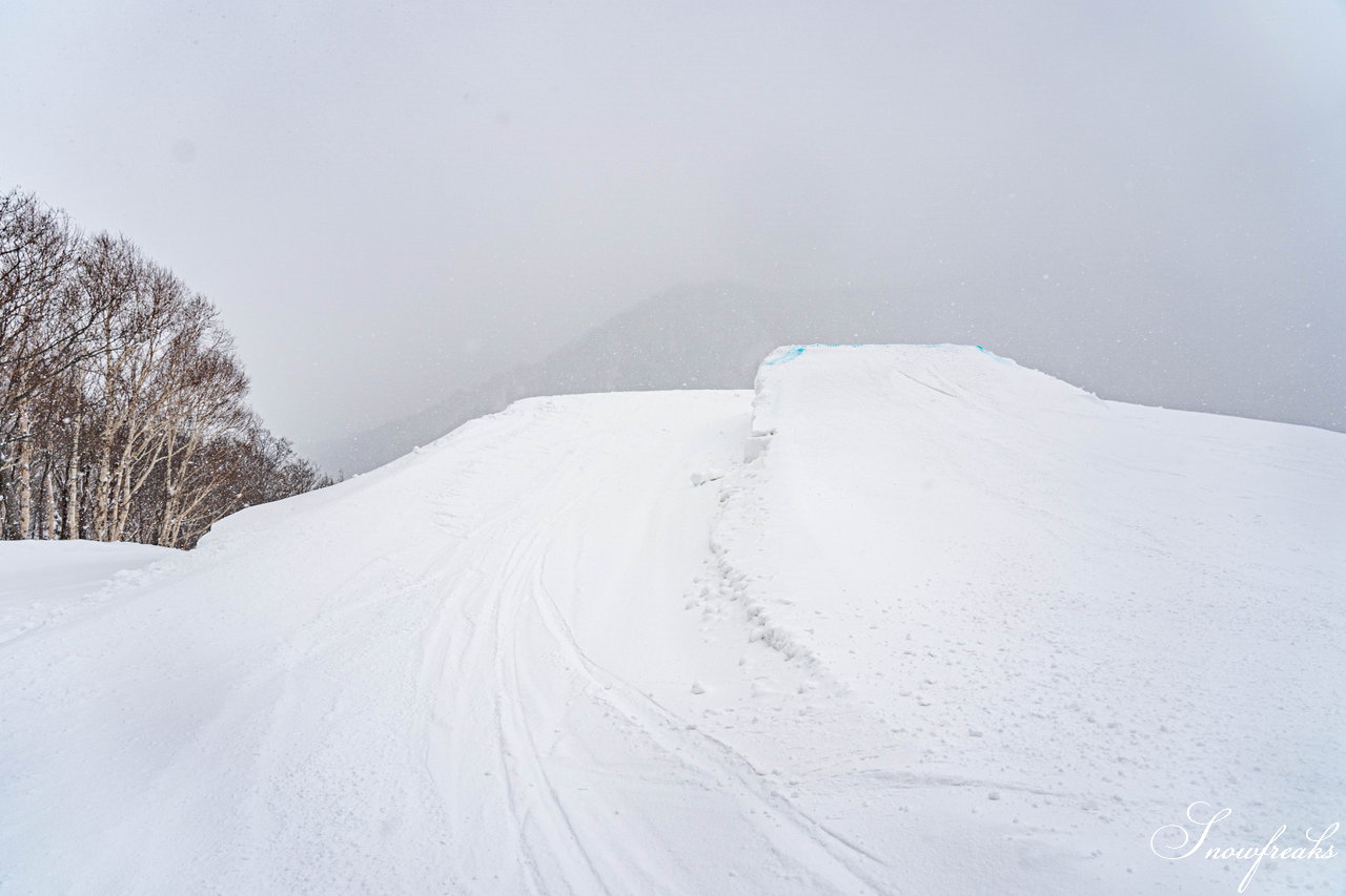 札幌国際スキー場　街は雨でも、山は雪！広々ゲレンデに思う存分シュプールを描こう(^^)/